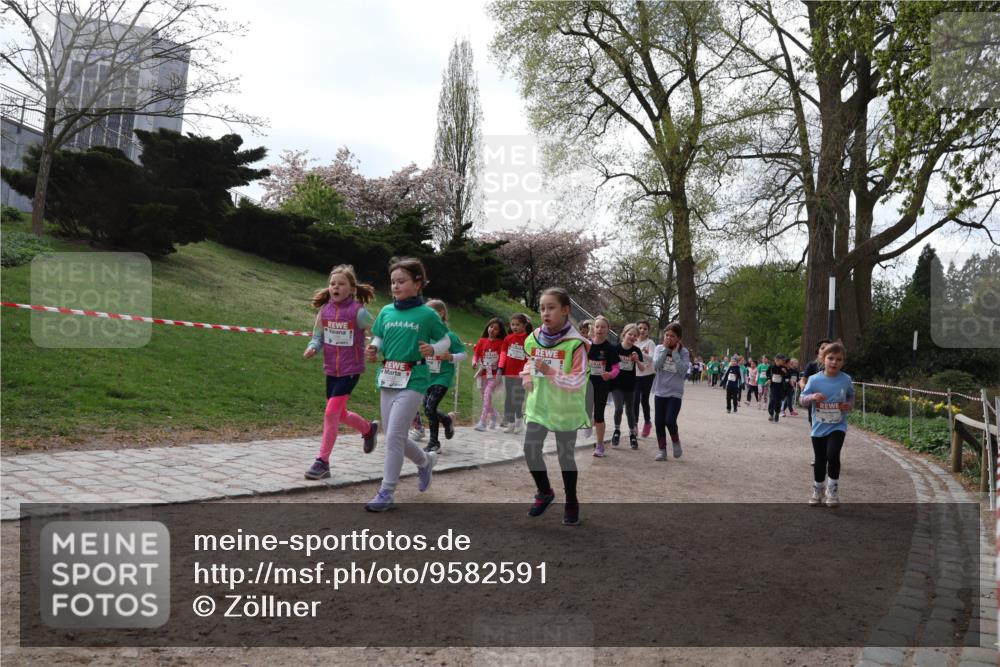 25.04.2026 - Das Zehntel Zöllner http://msf.ph/oto/9582591 25.04.2026 08:47:04 Laufen  meine-sportfotos.de