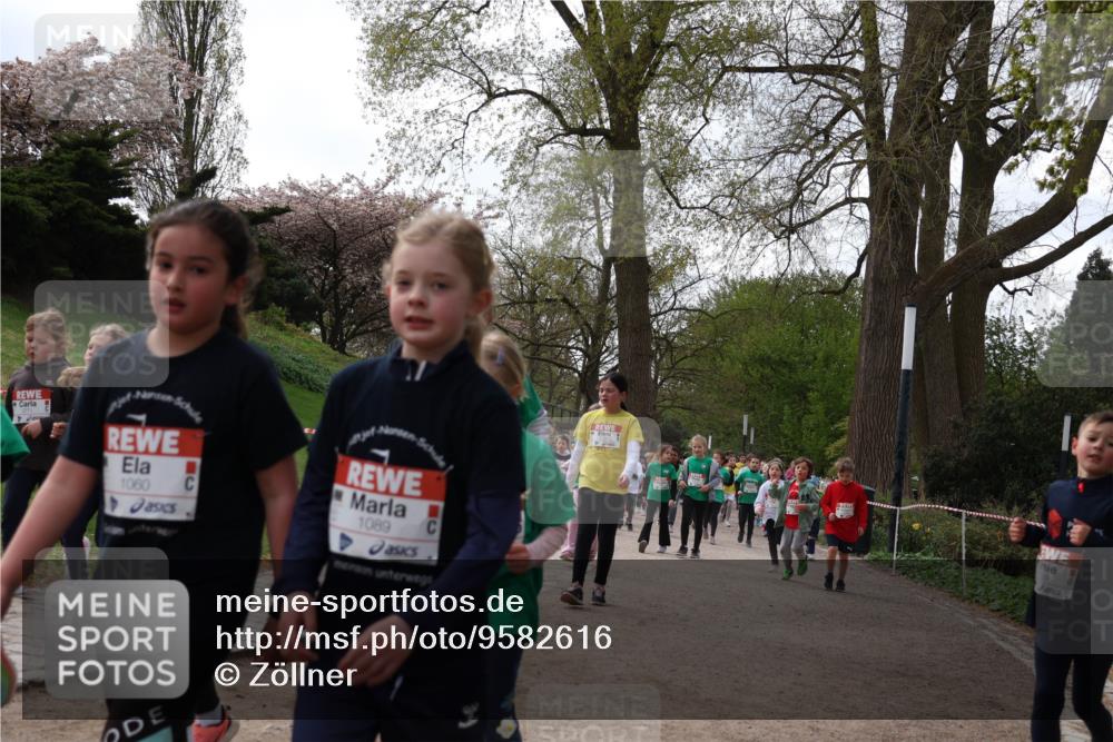 25.04.2026 - Das Zehntel Zöllner http://msf.ph/oto/9582616 25.04.2026 08:47:16 Laufen 1060, 1089 meine-sportfotos.de
