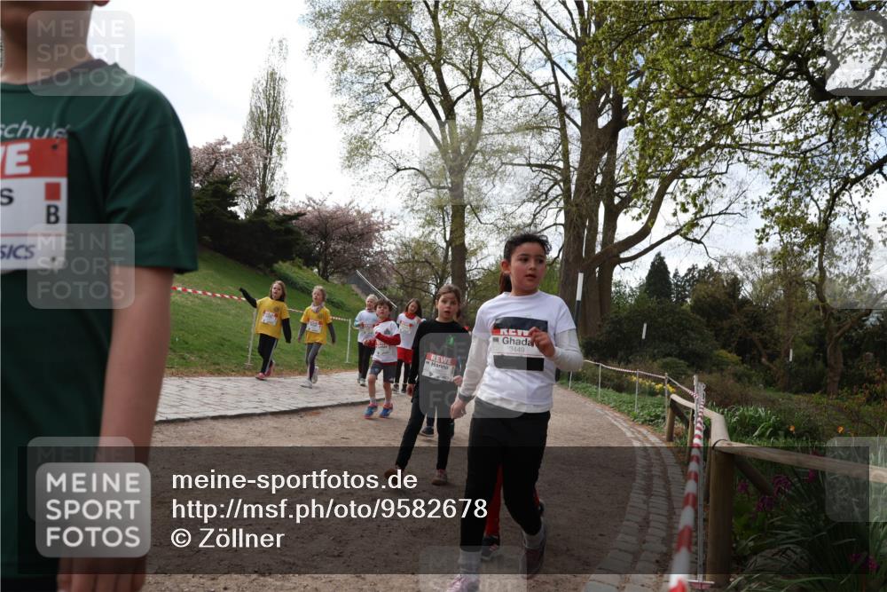 25.04.2026 - Das Zehntel Zöllner http://msf.ph/oto/9582678 25.04.2026 08:47:47 Laufen 3449 meine-sportfotos.de