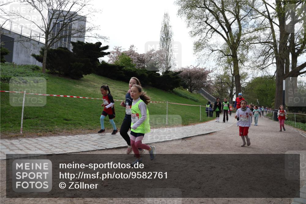 25.04.2026 - Das Zehntel Zöllner http://msf.ph/oto/9582761 25.04.2026 08:48:49 Laufen  meine-sportfotos.de