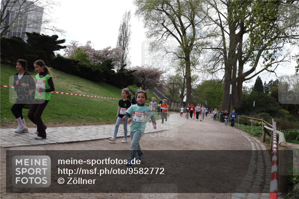 25.04.2026 - Das Zehntel Zöllner http://msf.ph/oto/9582772 25.04.2026 08:48:56 Laufen  meine-sportfotos.de