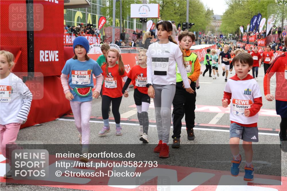 25.04.2026 - Das Zehntel Strokosch-Dieckow http://msf.ph/oto/9582793 25.04.2026 09:05:33 Ziel 1353, 1480, 1500, 1502, 1785, 1960, 1980, 2400, 2414, 2534, 2551, 2612, 2700, 2804, 3012, 3150, 3671, 3867, 3906, 1353, 1480, 1500, 1502, 1785, 1960, 1980, 2400, 2414, 2534, 2551, 2612, 2700, 2804, 3012, 3150, 3671, 3867, 3906 meine-sportfotos.de