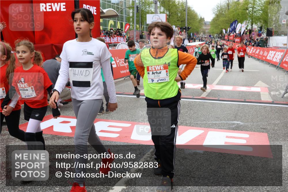 25.04.2026 - Das Zehntel Strokosch-Dieckow http://msf.ph/oto/9582883 25.04.2026 09:05:35 Ziel 1353, 1480, 1500, 1502, 2400, 2414, 2534, 2551, 2612, 2700, 3012, 3150, 3299, 3867, 3906, 1353, 1480, 1500, 1502, 2400, 2414, 2534, 2551, 2612, 2700, 3012, 3150, 3299, 3867, 3906 meine-sportfotos.de
