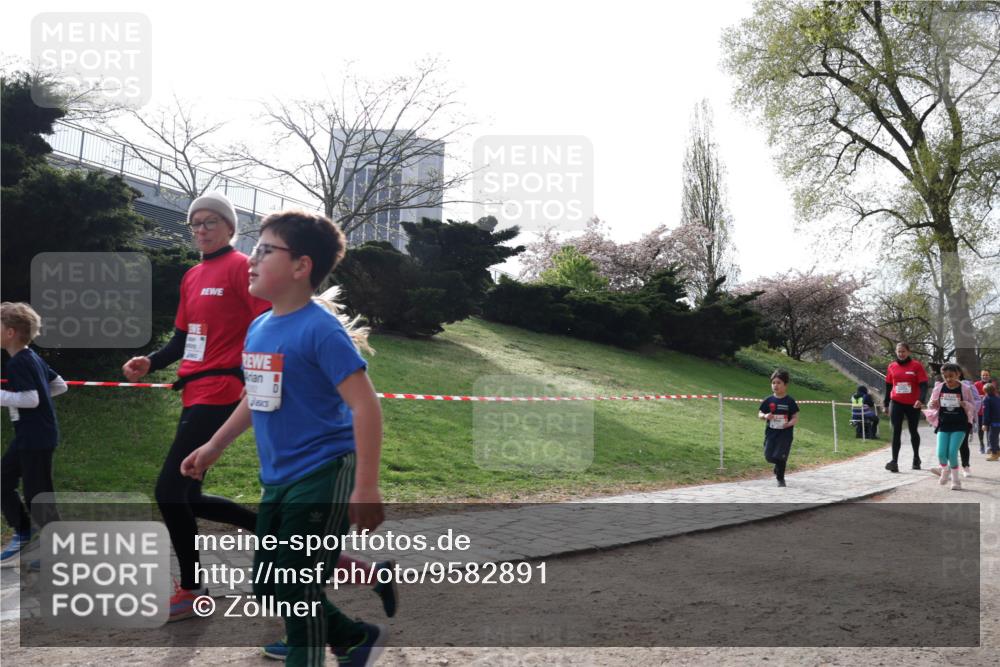 25.04.2026 - Das Zehntel Zöllner http://msf.ph/oto/9582891 25.04.2026 08:50:53 Laufen  meine-sportfotos.de