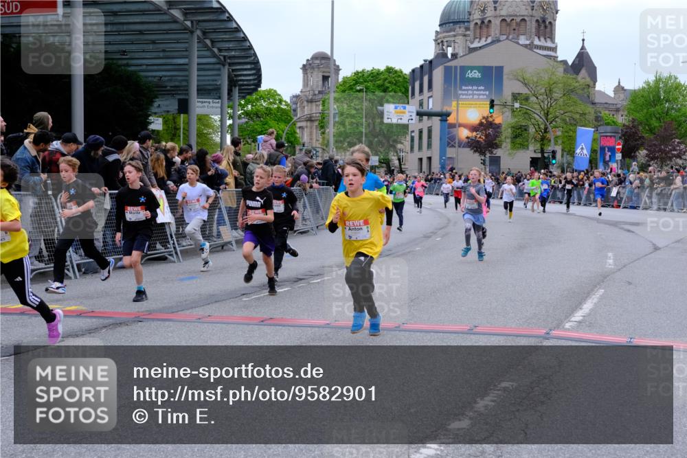 25.04.2026 - Das Zehntel Tim E. http://msf.ph/oto/9582901 25.04.2026 12:52:14 Ziel 10244, 10302, 10303, 10308, 10315, 10896, 11085, 11556, 11567, 11738, 11742, 11745, 11766, 11790, 11831, 11892, 11938, 12105, 12115, 12278, 12425, 12741, 12774 meine-sportfotos.de