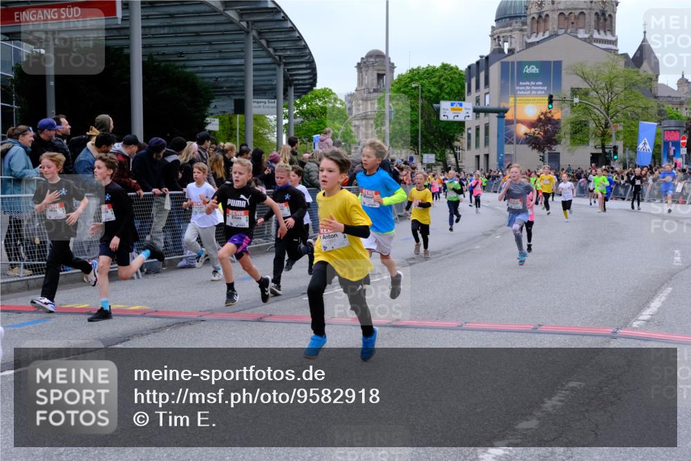 25.04.2026 - Das Zehntel Tim E. http://msf.ph/oto/9582918 25.04.2026 12:52:15 Ziel 10244, 10308, 10315, 10604, 10607, 10896, 11085, 11434, 11556, 11567, 11738, 11742, 11745, 11766, 11790, 11831, 11847, 11892, 11938, 12105, 12278, 12425, 12741, 12774 meine-sportfotos.de