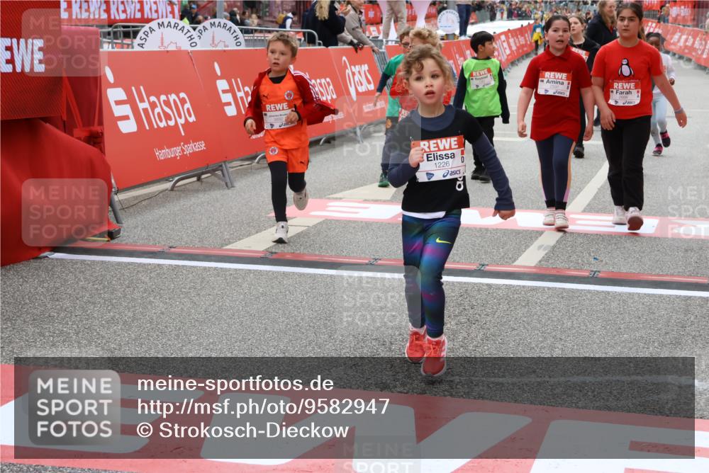 25.04.2026 - Das Zehntel Strokosch-Dieckow http://msf.ph/oto/9582947 25.04.2026 09:05:39 Ziel 1226, 1932, 2371, 2400, 2414, 2597, 2666, 2700, 3012, 3299, 3892, 3906, 1226, 1932, 2371, 2400, 2414, 2597, 2666, 2700, 3012, 3299, 3892, 3906 meine-sportfotos.de