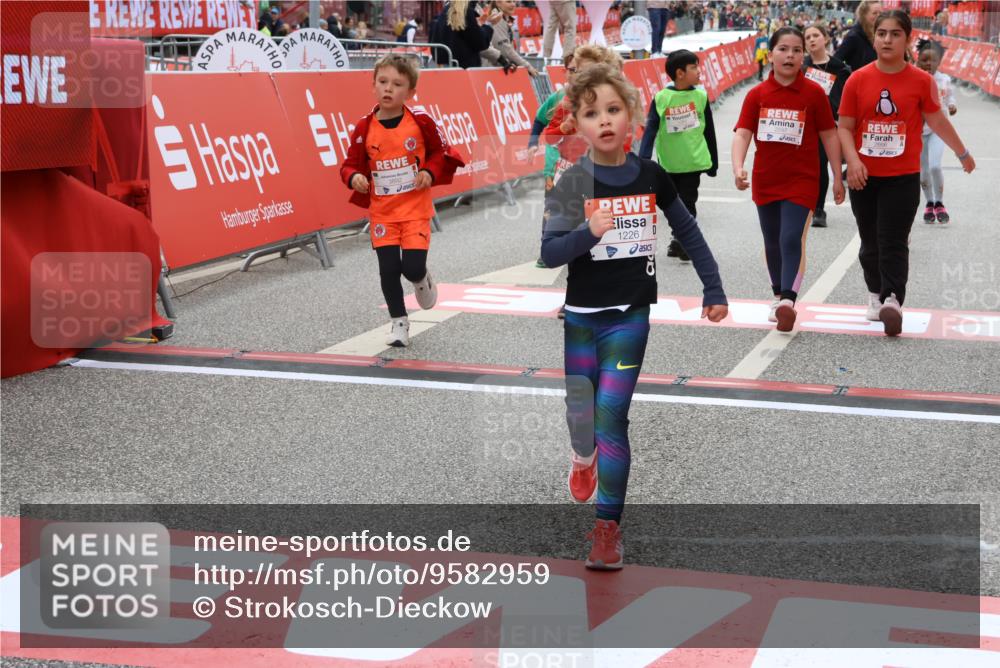 25.04.2026 - Das Zehntel Strokosch-Dieckow http://msf.ph/oto/9582959 25.04.2026 09:05:39 Ziel 1226, 1932, 2371, 2400, 2414, 2597, 2666, 2700, 3012, 3299, 3892, 3906, 1226, 1932, 2371, 2400, 2414, 2597, 2666, 2700, 3012, 3299, 3892, 3906 meine-sportfotos.de