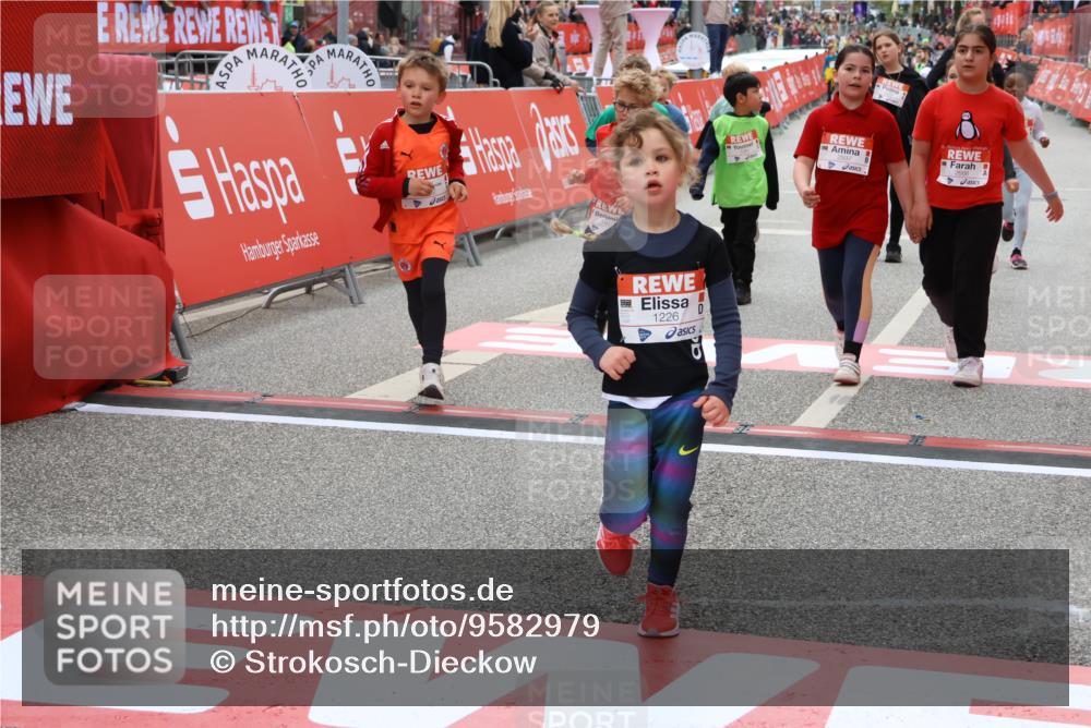 25.04.2026 - Das Zehntel Strokosch-Dieckow http://msf.ph/oto/9582979 25.04.2026 09:05:39 Ziel 1226, 1932, 2371, 2400, 2414, 2597, 2666, 2700, 3012, 3299, 3892, 3906, 1226, 1932, 2371, 2400, 2414, 2597, 2666, 2700, 3012, 3299, 3892, 3906 meine-sportfotos.de