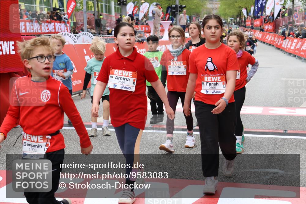 25.04.2026 - Das Zehntel Strokosch-Dieckow http://msf.ph/oto/9583083 25.04.2026 09:05:43 Ziel 1226, 1443, 1472, 1479, 1496, 1932, 1934, 2371, 2586, 2593, 2597, 2666, 3892, 1226, 1443, 1472, 1479, 1496, 1932, 1934, 2371, 2586, 2593, 2597, 2666, 3892 meine-sportfotos.de