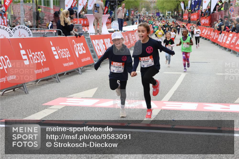 25.04.2026 - Das Zehntel Strokosch-Dieckow http://msf.ph/oto/9583091 25.04.2026 09:05:47 Ziel 1443, 1472, 1479, 1496, 1932, 1934, 2371, 2586, 2593, 2597, 2666, 3058, 3063, 1443, 1472, 1479, 1496, 1932, 1934, 2371, 2586, 2593, 2597, 2666, 3058, 3063 meine-sportfotos.de