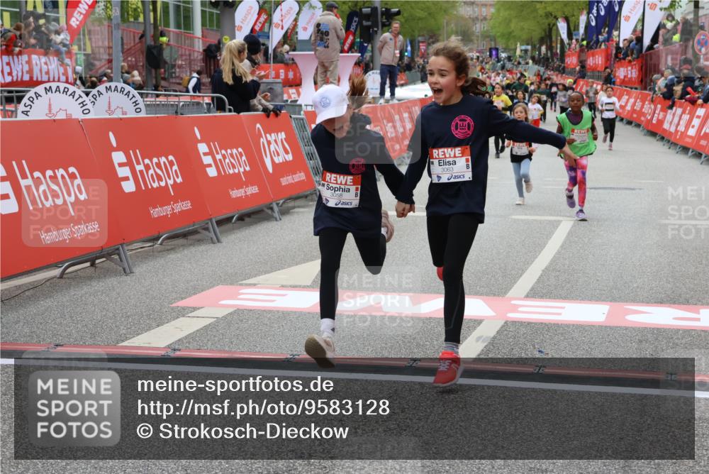 25.04.2026 - Das Zehntel Strokosch-Dieckow http://msf.ph/oto/9583128 25.04.2026 09:05:48 Ziel 1443, 1472, 1479, 1496, 1934, 2586, 2593, 3058, 3063, 1443, 1472, 1479, 1496, 1934, 2586, 2593, 3058, 3063 meine-sportfotos.de