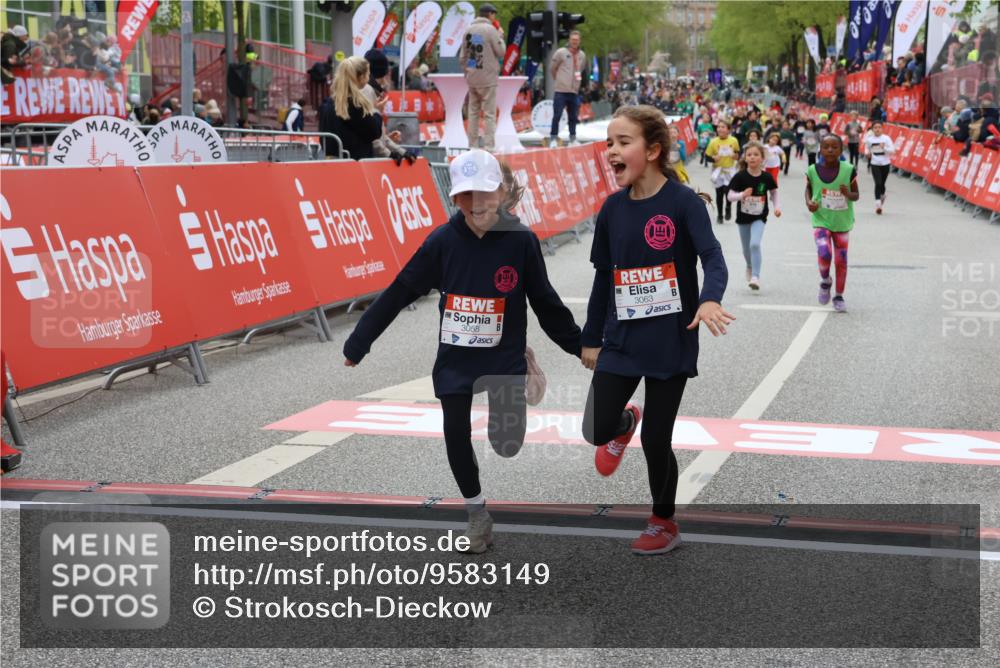 25.04.2026 - Das Zehntel Strokosch-Dieckow http://msf.ph/oto/9583149 25.04.2026 09:05:48 Ziel 1443, 1472, 1479, 1496, 1934, 2586, 2593, 3058, 3063, 1443, 1472, 1479, 1496, 1934, 2586, 2593, 3058, 3063 meine-sportfotos.de