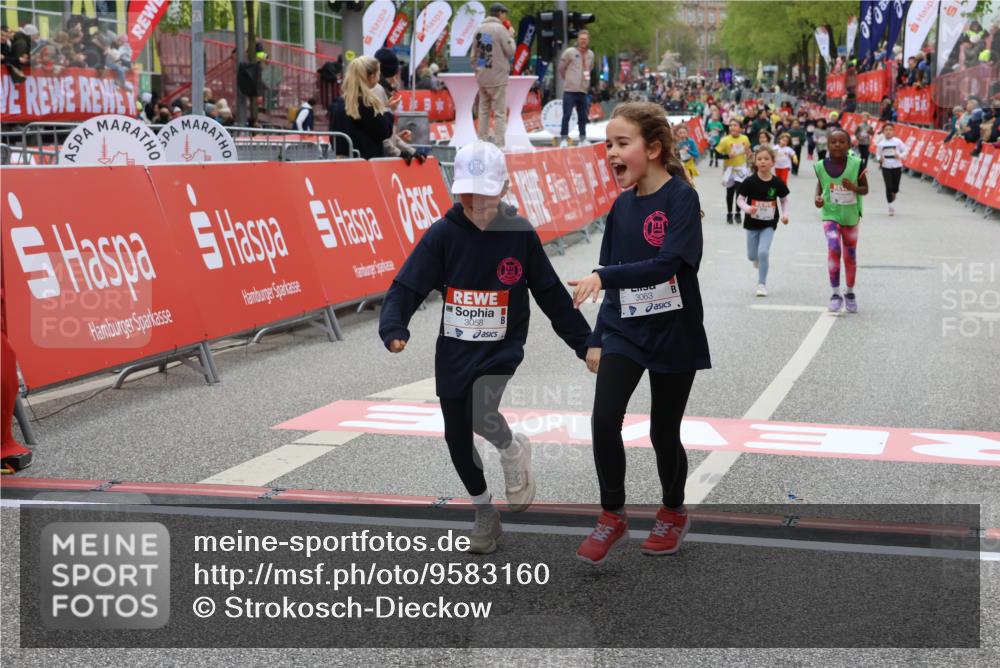25.04.2026 - Das Zehntel Strokosch-Dieckow http://msf.ph/oto/9583160 25.04.2026 09:05:48 Ziel 1443, 1472, 1479, 1496, 1934, 2586, 2593, 3058, 3063, 1443, 1472, 1479, 1496, 1934, 2586, 2593, 3058, 3063 meine-sportfotos.de