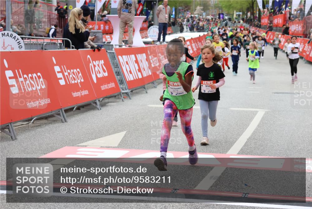 25.04.2026 - Das Zehntel Strokosch-Dieckow http://msf.ph/oto/9583211 25.04.2026 09:05:50 Ziel 1934, 3058, 3063, 1934, 3058, 3063 meine-sportfotos.de