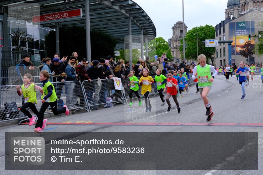 25.04.2026 - Das Zehntel Tim E. http://msf.ph/oto/9583236 25.04.2026 12:52:39 Ziel 10169, 10178, 10238, 10241, 10498, 10570, 10789, 10827, 10830, 10836, 10842, 10847, 10858, 10959, 11094, 11104, 11136, 11153, 11157, 11312, 11313, 11464, 11479, 11520, 11807, 11928, 11959, 11975, 12018, 12040, 12042, 12051, 12430, 12457, 12670, 12681, 12696, 12756, 12757, 12801, 12983, 12987 meine-sportfotos.de