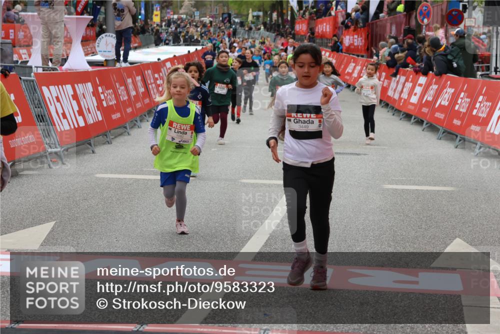 25.04.2026 - Das Zehntel Strokosch-Dieckow http://msf.ph/oto/9583323 25.04.2026 09:05:57 Ziel 1082, 1591, 1594, 1647, 2536, 2807, 3279, 3449, 1082, 1591, 1594, 1647, 2536, 2807, 3279, 3449 meine-sportfotos.de