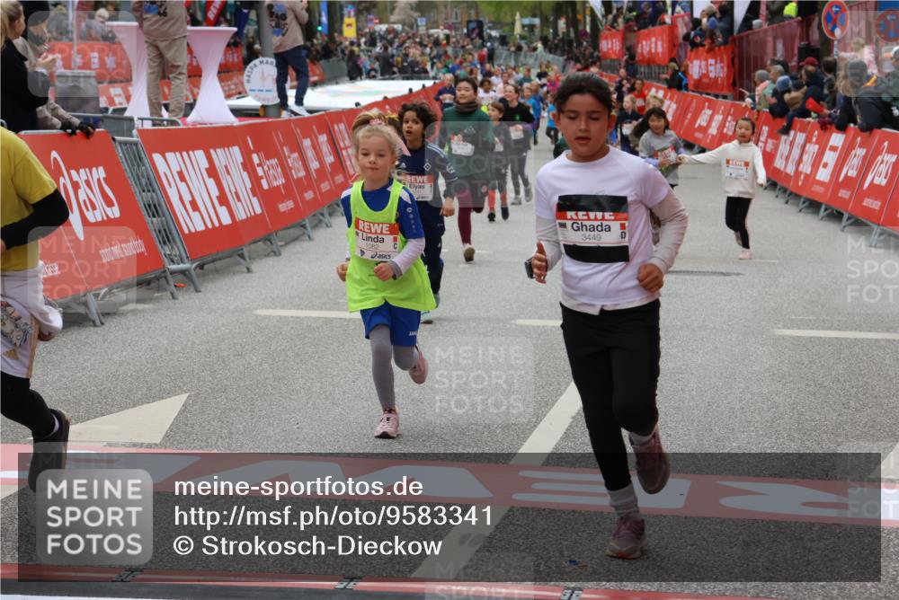 25.04.2026 - Das Zehntel Strokosch-Dieckow http://msf.ph/oto/9583341 25.04.2026 09:05:57 Ziel 1082, 1591, 1594, 1647, 2536, 2807, 3279, 3449, 1082, 1591, 1594, 1647, 2536, 2807, 3279, 3449 meine-sportfotos.de