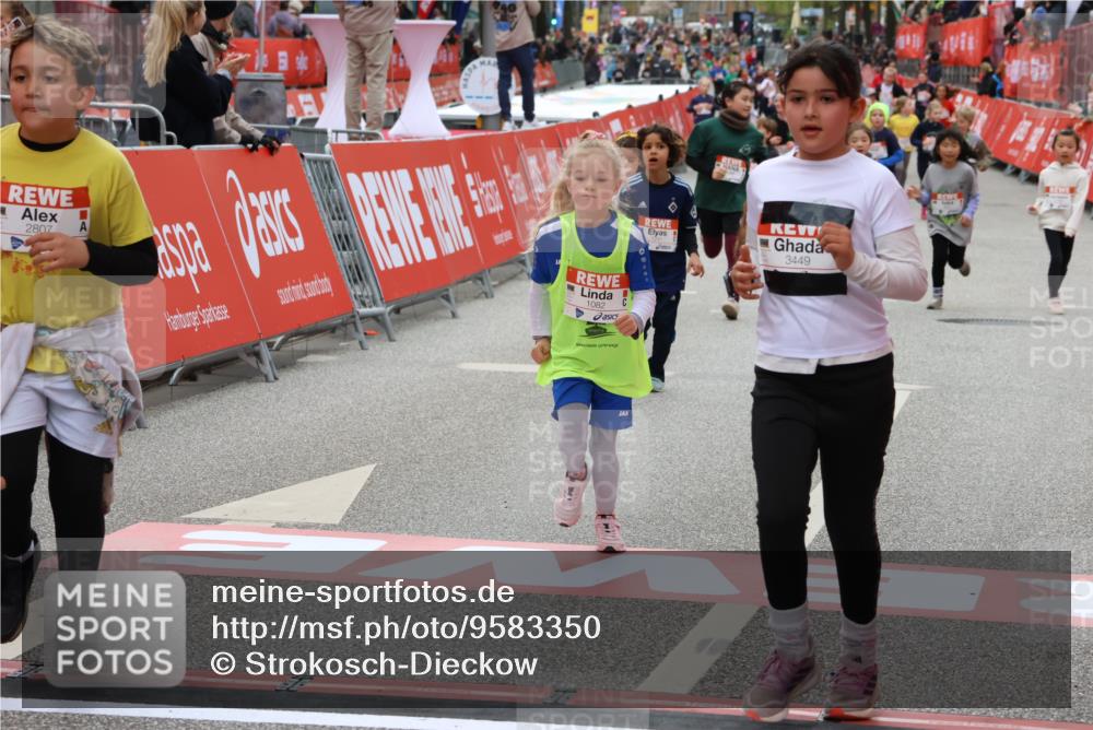 25.04.2026 - Das Zehntel Strokosch-Dieckow http://msf.ph/oto/9583350 25.04.2026 09:05:58 Ziel 1082, 1591, 1594, 1647, 2536, 2807, 3279, 3449, 1082, 1591, 1594, 1647, 2536, 2807, 3279, 3449 meine-sportfotos.de