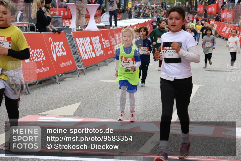 25.04.2026 - Das Zehntel Strokosch-Dieckow http://msf.ph/oto/9583354 25.04.2026 09:05:58 Ziel 1082, 1591, 1594, 1647, 2536, 2807, 3279, 3449, 1082, 1591, 1594, 1647, 2536, 2807, 3279, 3449 meine-sportfotos.de