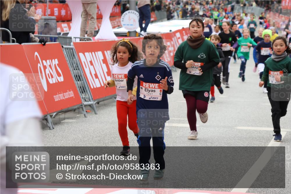 25.04.2026 - Das Zehntel Strokosch-Dieckow http://msf.ph/oto/9583363 25.04.2026 09:06:00 Ziel 1082, 1241, 1591, 1594, 1647, 2807, 3279, 3449, 1082, 1241, 1591, 1594, 1647, 2807, 3279, 3449 meine-sportfotos.de
