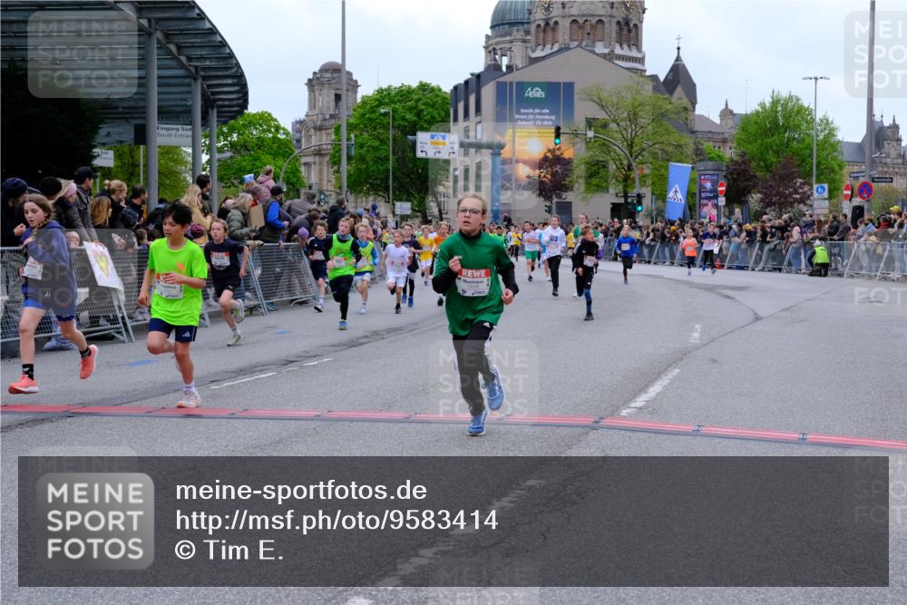 25.04.2026 - Das Zehntel Tim E. http://msf.ph/oto/9583414 25.04.2026 12:52:56 Ziel 10083, 10209, 10452, 10475, 10482, 10483, 10583, 10591, 10592, 10655, 10876, 10898, 11007, 11017, 11141, 11163, 11234, 11235, 11260, 11269, 11308, 11632, 11653, 11658, 11667, 11743, 11895, 11985, 12755, 12872, 13026 meine-sportfotos.de