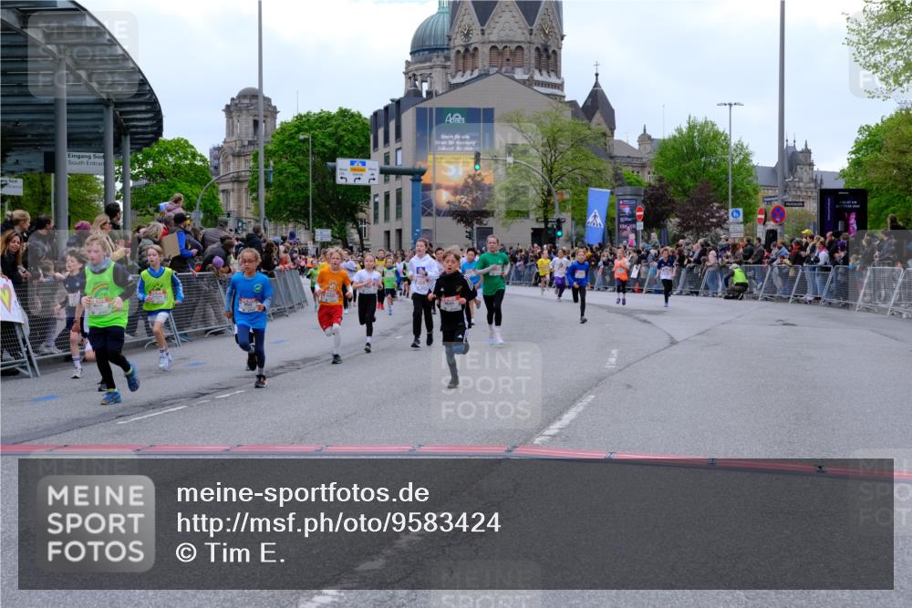25.04.2026 - Das Zehntel Tim E. http://msf.ph/oto/9583424 25.04.2026 12:52:58 Ziel 10083, 10209, 10452, 10474, 10475, 10482, 10483, 10583, 10591, 10592, 10655, 10795, 10801, 10876, 10898, 11007, 11017, 11141, 11149, 11163, 11234, 11235, 11260, 11269, 11308, 11632, 11653, 11658, 11667, 11851, 11895, 11985, 12755, 12872, 12957, 13026 meine-sportfotos.de