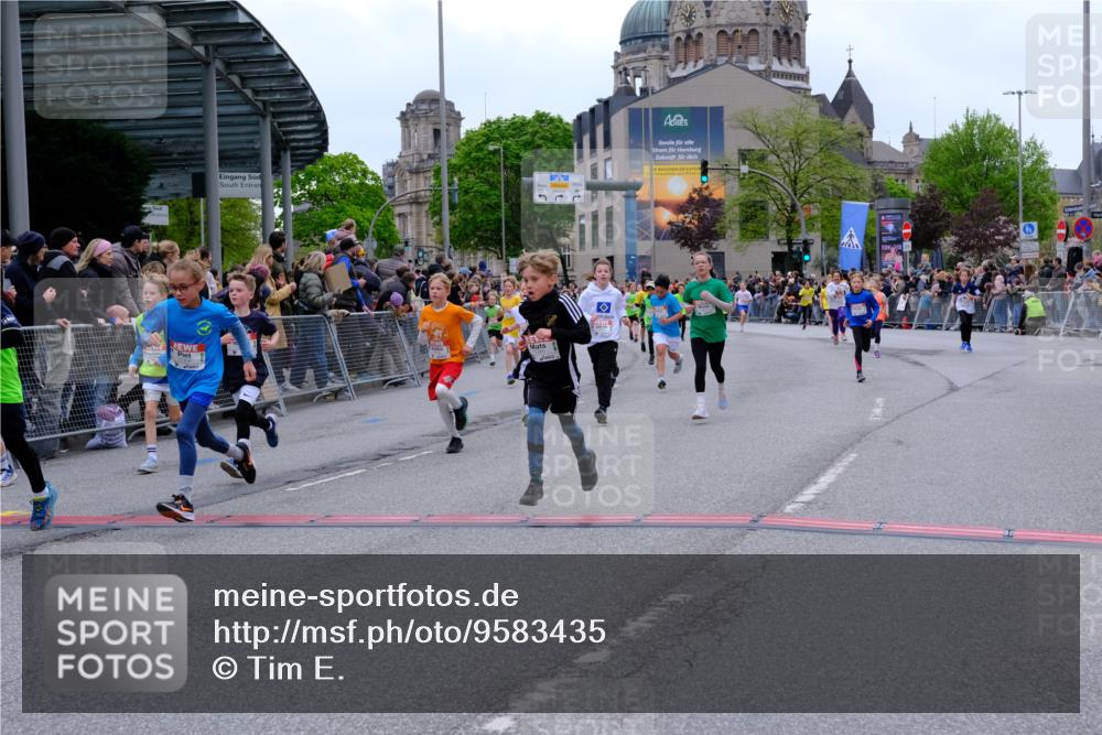 25.04.2026 - Das Zehntel Tim E. http://msf.ph/oto/9583435 25.04.2026 12:52:59 Ziel 10022, 10083, 10209, 10452, 10474, 10475, 10482, 10583, 10591, 10592, 10655, 10795, 10801, 10876, 10898, 11007, 11017, 11106, 11141, 11149, 11163, 11235, 11260, 11269, 11308, 11632, 11653, 11658, 11667, 11851, 11862, 11895, 11985, 12101, 12129, 12202, 12755, 12872, 12957, 13026 meine-sportfotos.de