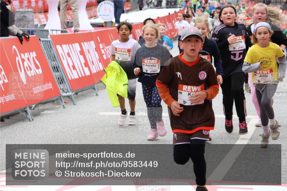 25.04.2026 - Das Zehntel Strokosch-Dieckow http://msf.ph/oto/9583449 25.04.2026 09:06:10 Ziel 1732, 2183, 2377, 2696, 3767, 3776, 3777, 3947, 3961, 1732, 2183, 2377, 2696, 3767, 3776, 3777, 3947, 3961 meine-sportfotos.de