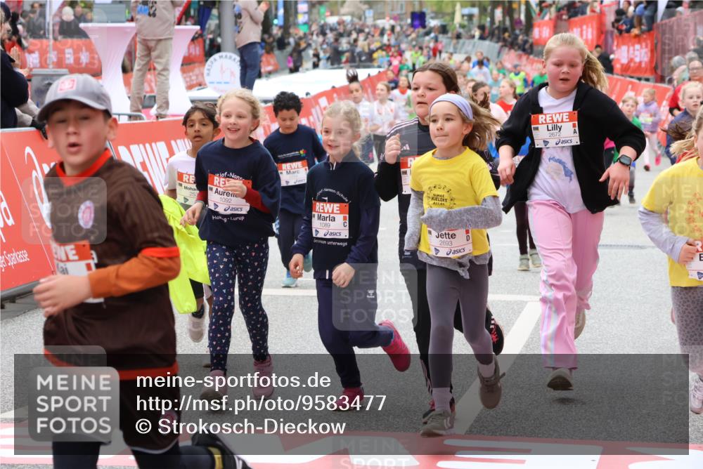 25.04.2026 - Das Zehntel Strokosch-Dieckow http://msf.ph/oto/9583477 25.04.2026 09:06:11 Ziel 1089, 1092, 1732, 2183, 2377, 2657, 2670, 2672, 2696, 3767, 3776, 3777, 3961, 1089, 1092, 1732, 2183, 2377, 2657, 2670, 2672, 2696, 3767, 3776, 3777, 3961 meine-sportfotos.de