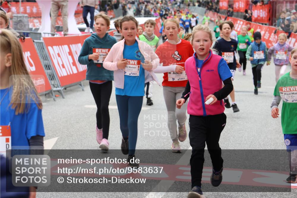 25.04.2026 - Das Zehntel Strokosch-Dieckow http://msf.ph/oto/9583637 25.04.2026 09:06:19 Ziel 1089, 1092, 1412, 1904, 2103, 2112, 2254, 2530, 2640, 2657, 2663, 2670, 2672, 2693, 2950, 3601, 3724, 3726, 3796, 1089, 1092, 1412, 1904, 2103, 2112, 2254, 2530, 2640, 2657, 2663, 2670, 2672, 2693, 2950, 3601, 3724, 3726, 3796 meine-sportfotos.de
