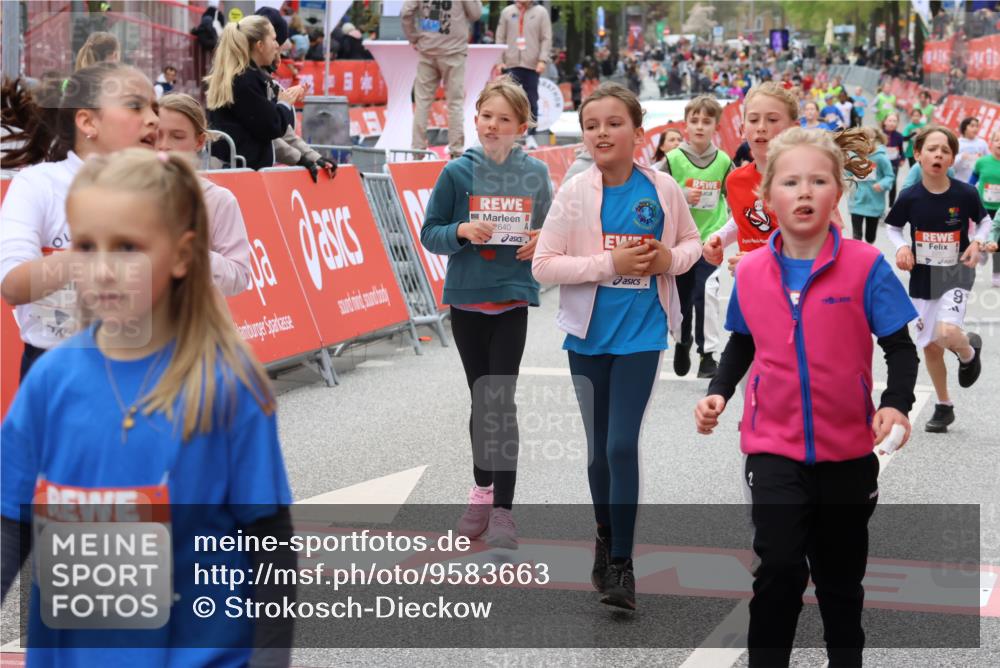 25.04.2026 - Das Zehntel Strokosch-Dieckow http://msf.ph/oto/9583663 25.04.2026 09:06:19 Ziel 1089, 1092, 1412, 1904, 2103, 2112, 2254, 2530, 2640, 2657, 2663, 2670, 2672, 2693, 2950, 3601, 3724, 3726, 3796, 1089, 1092, 1412, 1904, 2103, 2112, 2254, 2530, 2640, 2657, 2663, 2670, 2672, 2693, 2950, 3601, 3724, 3726, 3796 meine-sportfotos.de
