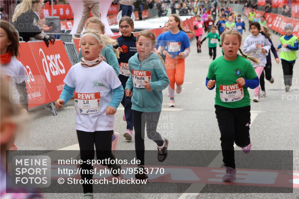 25.04.2026 - Das Zehntel Strokosch-Dieckow http://msf.ph/oto/9583770 25.04.2026 09:06:26 Ziel 1350, 1390, 1811, 1821, 1904, 2297, 2382, 2640, 2663, 2918, 2935, 2936, 2950, 3483, 3487, 3796, 3922, 3923, 1350, 1390, 1811, 1821, 1904, 2297, 2382, 2640, 2663, 2918, 2935, 2936, 2950, 3483, 3487, 3796, 3922, 3923 meine-sportfotos.de