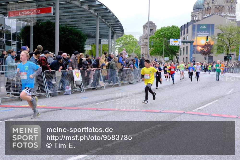 25.04.2026 - Das Zehntel Tim E. http://msf.ph/oto/9583785 25.04.2026 12:53:24 Ziel 10236, 10252, 10361, 10601, 10638, 10646, 10854, 10974, 11160, 11347, 11490, 11502, 11671, 11990, 12141, 12184, 12211, 12303, 12322, 12971, 12980, 13006 meine-sportfotos.de