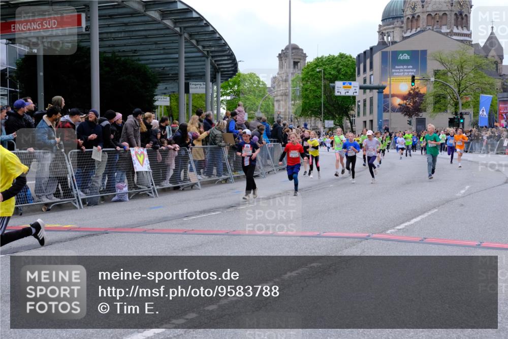 25.04.2026 - Das Zehntel Tim E. http://msf.ph/oto/9583788 25.04.2026 12:53:26 Ziel 10356, 10361, 10601, 10638, 10646, 10854, 10974, 11347, 11490, 11502, 11671, 11990, 12120, 12141, 12184, 12200, 12203, 12211, 12303, 12322, 12370, 12980, 13006, 13032 meine-sportfotos.de