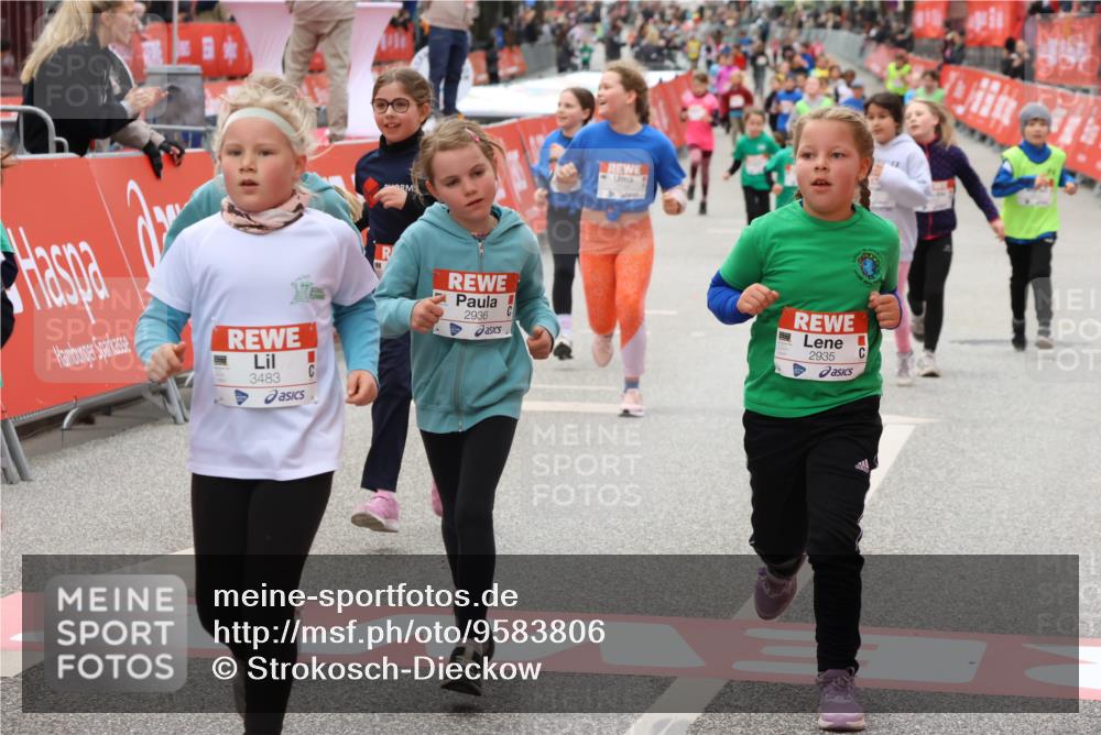 25.04.2026 - Das Zehntel Strokosch-Dieckow http://msf.ph/oto/9583806 25.04.2026 09:06:26 Ziel 1350, 1390, 1811, 1821, 1904, 2297, 2382, 2640, 2663, 2918, 2935, 2936, 2950, 3483, 3487, 3796, 3922, 3923, 1350, 1390, 1811, 1821, 1904, 2297, 2382, 2640, 2663, 2918, 2935, 2936, 2950, 3483, 3487, 3796, 3922, 3923 meine-sportfotos.de