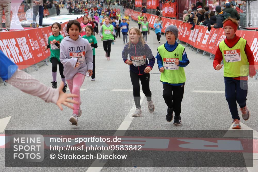 25.04.2026 - Das Zehntel Strokosch-Dieckow http://msf.ph/oto/9583842 25.04.2026 09:06:30 Ziel 1811, 1821, 2141, 2144, 2382, 2918, 2935, 2936, 3133, 3148, 3483, 3487, 3698, 3700, 1811, 1821, 2141, 2144, 2382, 2918, 2935, 2936, 3133, 3148, 3483, 3487, 3698, 3700 meine-sportfotos.de