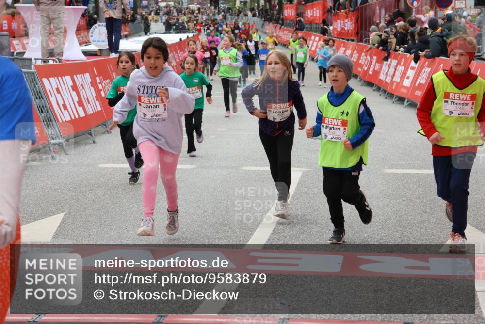 25.04.2026 - Das Zehntel Strokosch-Dieckow http://msf.ph/oto/9583879 25.04.2026 09:06:30 Ziel 1811, 1821, 2141, 2144, 2382, 2918, 2935, 2936, 3133, 3148, 3483, 3487, 3698, 3700, 1811, 1821, 2141, 2144, 2382, 2918, 2935, 2936, 3133, 3148, 3483, 3487, 3698, 3700 meine-sportfotos.de