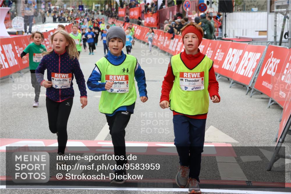25.04.2026 - Das Zehntel Strokosch-Dieckow http://msf.ph/oto/9583959 25.04.2026 09:06:31 Ziel 1811, 1821, 2141, 2144, 2368, 2382, 2918, 2935, 2936, 3133, 3148, 3483, 3487, 3698, 3700, 1811, 1821, 2141, 2144, 2368, 2382, 2918, 2935, 2936, 3133, 3148, 3483, 3487, 3698, 3700 meine-sportfotos.de