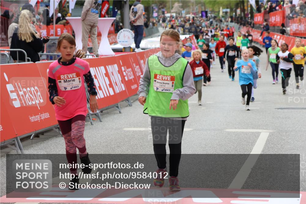 25.04.2026 - Das Zehntel Strokosch-Dieckow http://msf.ph/oto/9584012 25.04.2026 09:06:37 Ziel 1414, 1418, 1952, 2368, 3133, 3148, 3698, 3700, 1414, 1418, 1952, 2368, 3133, 3148, 3698, 3700 meine-sportfotos.de