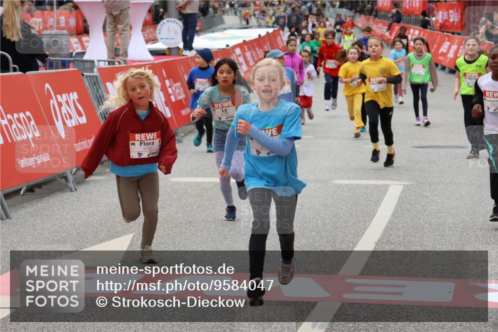 25.04.2026 - Das Zehntel Strokosch-Dieckow http://msf.ph/oto/9584047 25.04.2026 09:06:41 Ziel 1414, 1418, 1952, 3750, 3780, 3782, 1414, 1418, 1952, 3750, 3780, 3782 meine-sportfotos.de