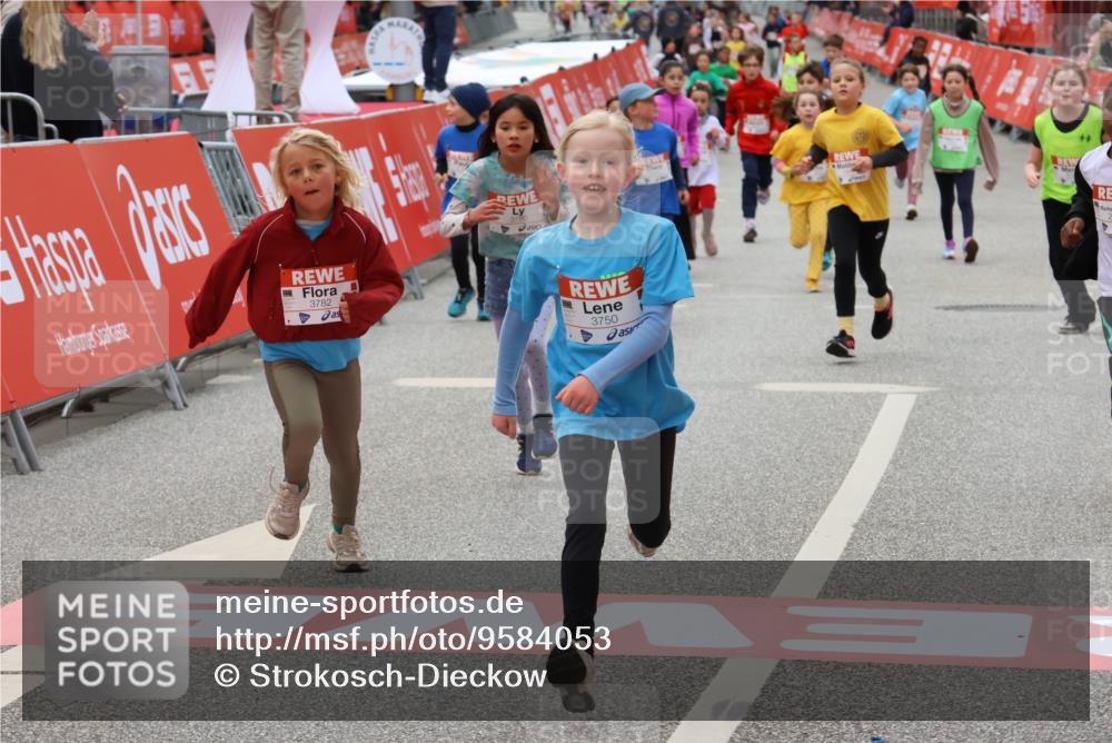 25.04.2026 - Das Zehntel Strokosch-Dieckow http://msf.ph/oto/9584053 25.04.2026 09:06:41 Ziel 1414, 1418, 1952, 3750, 3780, 3782, 1414, 1418, 1952, 3750, 3780, 3782 meine-sportfotos.de