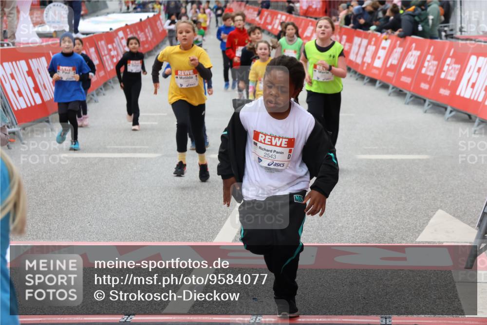 25.04.2026 - Das Zehntel Strokosch-Dieckow http://msf.ph/oto/9584077 25.04.2026 09:06:43 Ziel 1414, 1418, 1949, 3750, 3780, 3782, 1414, 1418, 1949, 3750, 3780, 3782 meine-sportfotos.de