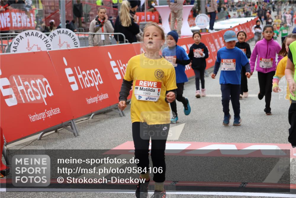 25.04.2026 - Das Zehntel Strokosch-Dieckow http://msf.ph/oto/9584106 25.04.2026 09:06:45 Ziel 1130, 1939, 1949, 2543, 3240, 3750, 3780, 3782, 1130, 1939, 1949, 2543, 3240, 3750, 3780, 3782 meine-sportfotos.de