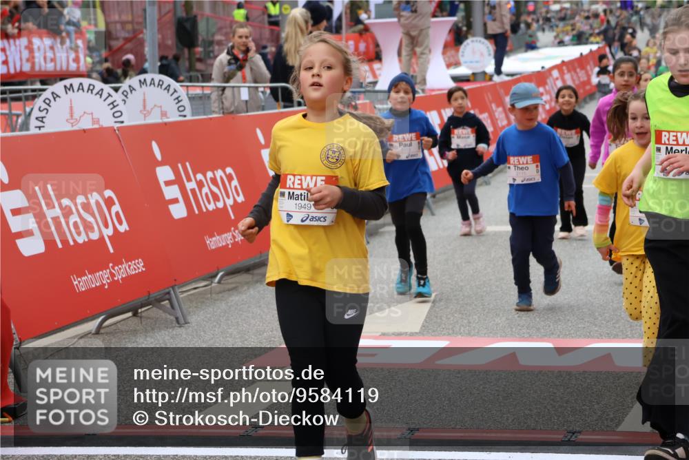 25.04.2026 - Das Zehntel Strokosch-Dieckow http://msf.ph/oto/9584119 25.04.2026 09:06:45 Ziel 1130, 1939, 1949, 2543, 3240, 3750, 3780, 3782, 1130, 1939, 1949, 2543, 3240, 3750, 3780, 3782 meine-sportfotos.de