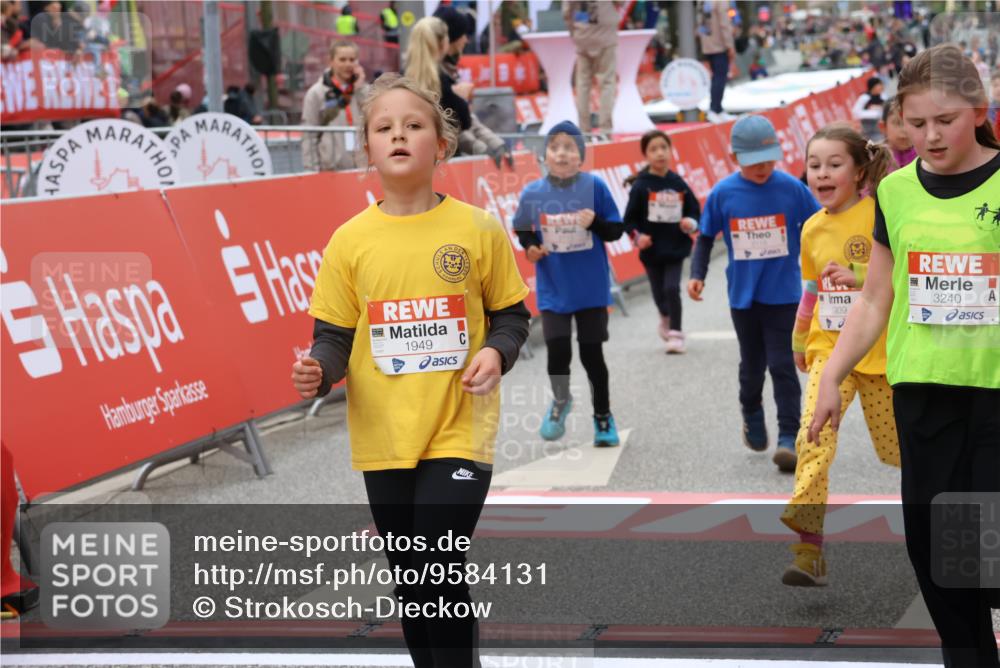 25.04.2026 - Das Zehntel Strokosch-Dieckow http://msf.ph/oto/9584131 25.04.2026 09:06:46 Ziel 1128, 1130, 1939, 1949, 2113, 2115, 2543, 3240, 3750, 3780, 3782, 1128, 1130, 1939, 1949, 2113, 2115, 2543, 3240, 3750, 3780, 3782 meine-sportfotos.de