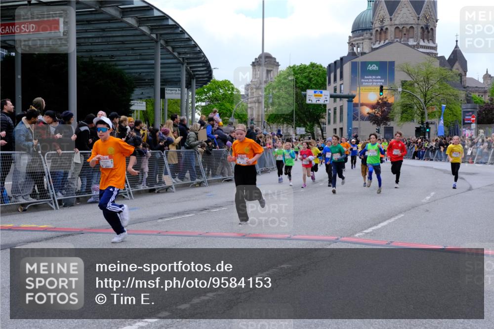 25.04.2026 - Das Zehntel Tim E. http://msf.ph/oto/9584153 25.04.2026 12:53:47 Ziel 10082, 10272, 10396, 10487, 10637, 10797, 10849, 11026, 11073, 11100, 11205, 11349, 11453, 11459, 11729, 11818, 11827, 12173, 12434, 12448, 12605, 12682, 12945, 12989 meine-sportfotos.de