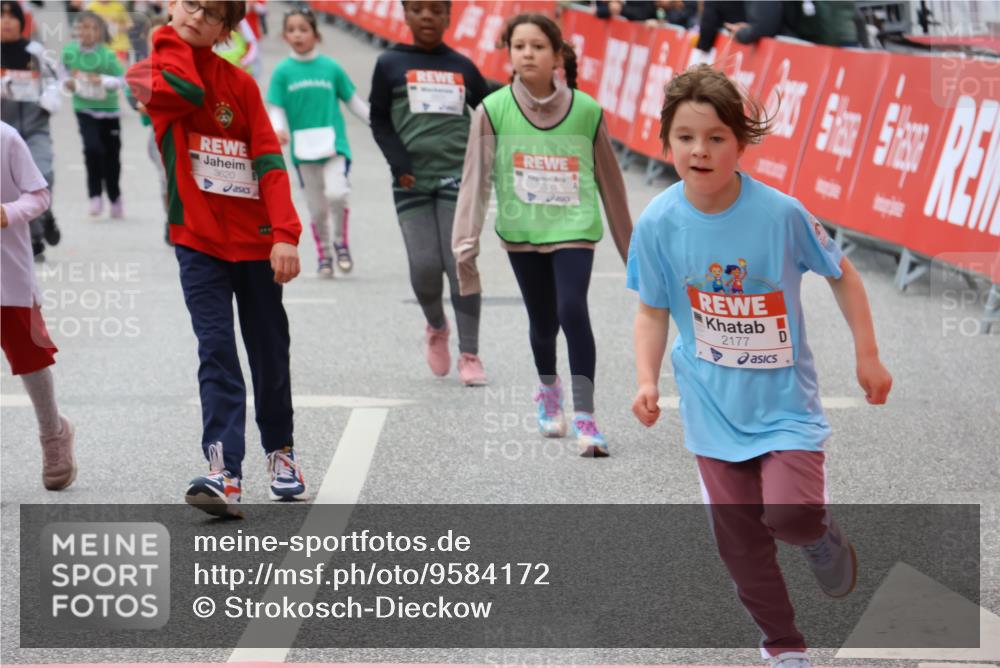 25.04.2026 - Das Zehntel Strokosch-Dieckow http://msf.ph/oto/9584172 25.04.2026 09:06:49 Ziel 1078, 1084, 1128, 1130, 1939, 1949, 2113, 2115, 2543, 3240, 3780, 1078, 1084, 1128, 1130, 1939, 1949, 2113, 2115, 2543, 3240, 3780 meine-sportfotos.de