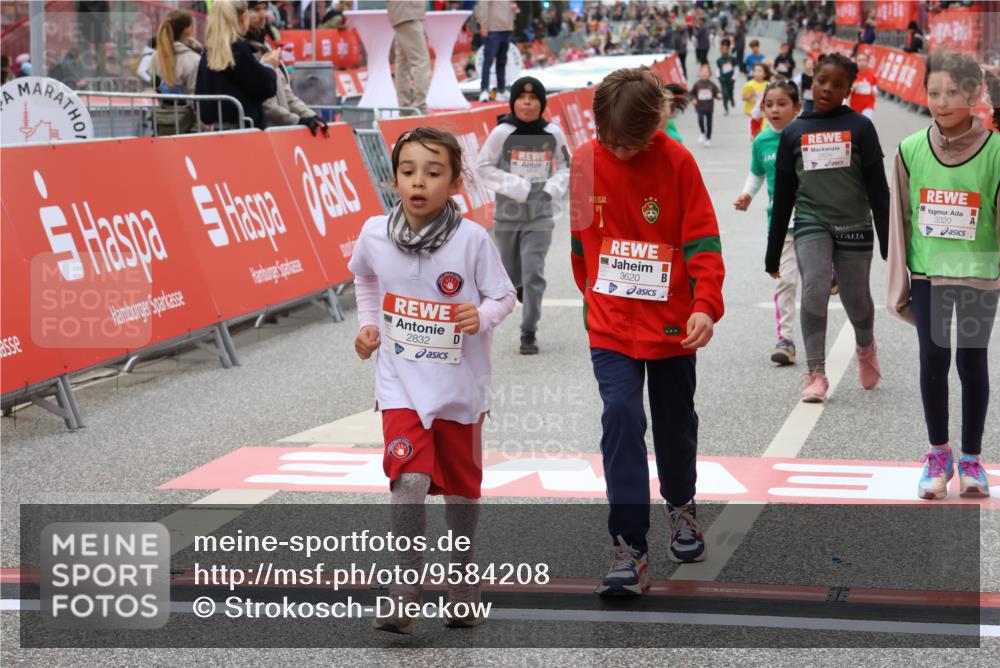 25.04.2026 - Das Zehntel Strokosch-Dieckow http://msf.ph/oto/9584208 25.04.2026 09:06:53 Ziel 1078, 1084, 1118, 1128, 1130, 2113, 2115, 2177, 2543, 2832, 3320, 3620, 1078, 1084, 1118, 1128, 1130, 2113, 2115, 2177, 2543, 2832, 3320, 3620 meine-sportfotos.de