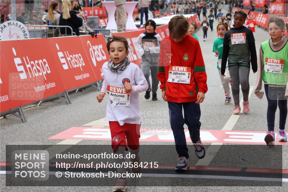 25.04.2026 - Das Zehntel Strokosch-Dieckow http://msf.ph/oto/9584215 25.04.2026 09:06:53 Ziel 1078, 1084, 1118, 1128, 1130, 2113, 2115, 2177, 2543, 2832, 3320, 3620, 1078, 1084, 1118, 1128, 1130, 2113, 2115, 2177, 2543, 2832, 3320, 3620 meine-sportfotos.de